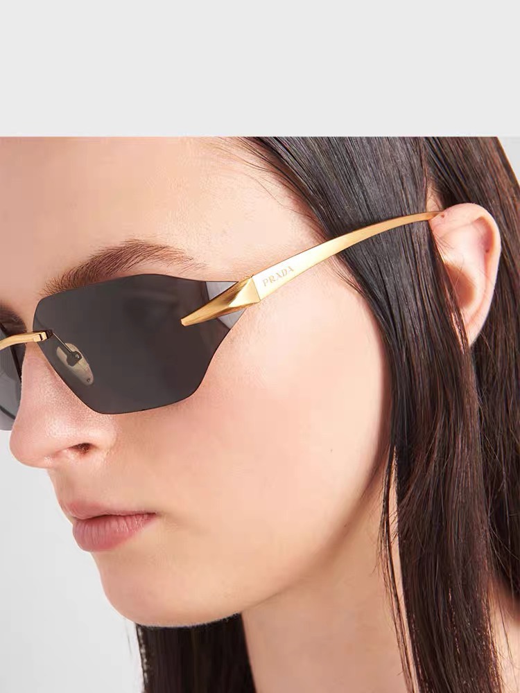 Prada Sunglasses SPR