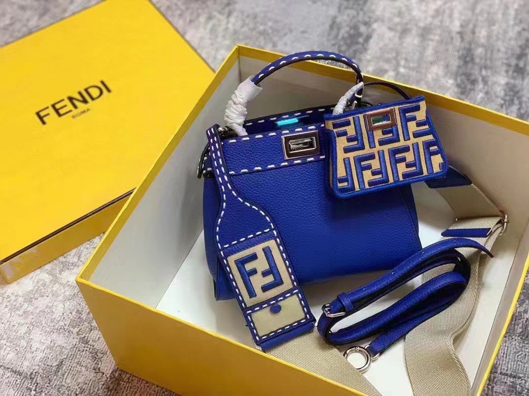 فيندي Fendi Peekaboo حقيبة حقيبة يد الكاكي خياطة جلد البقر