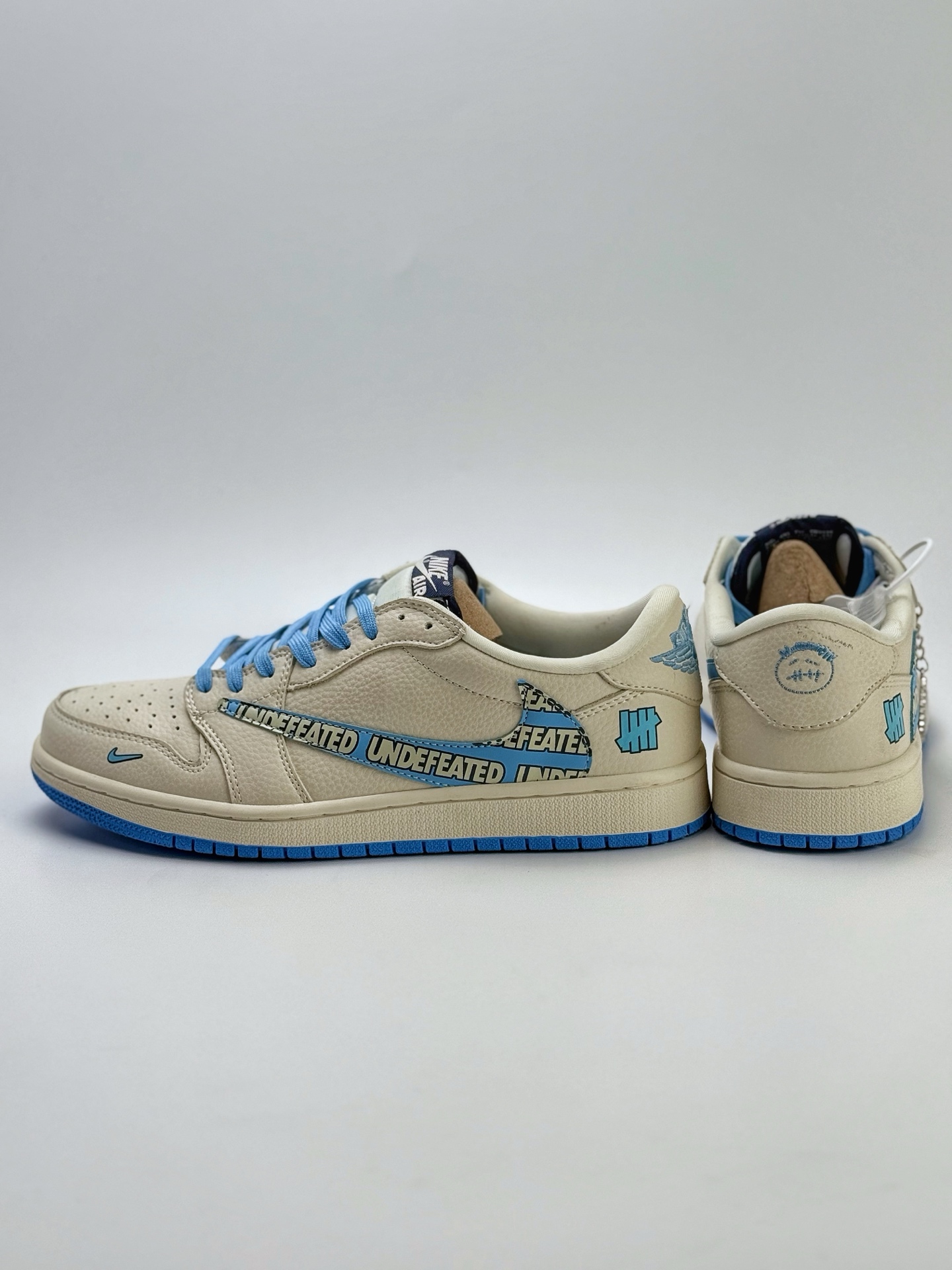 Travis Scott x Nike Air Jordan 1 Low x UNDEFEATED Air Jordan 1 Low 反转米蓝小钩倒钩 LD2025-013