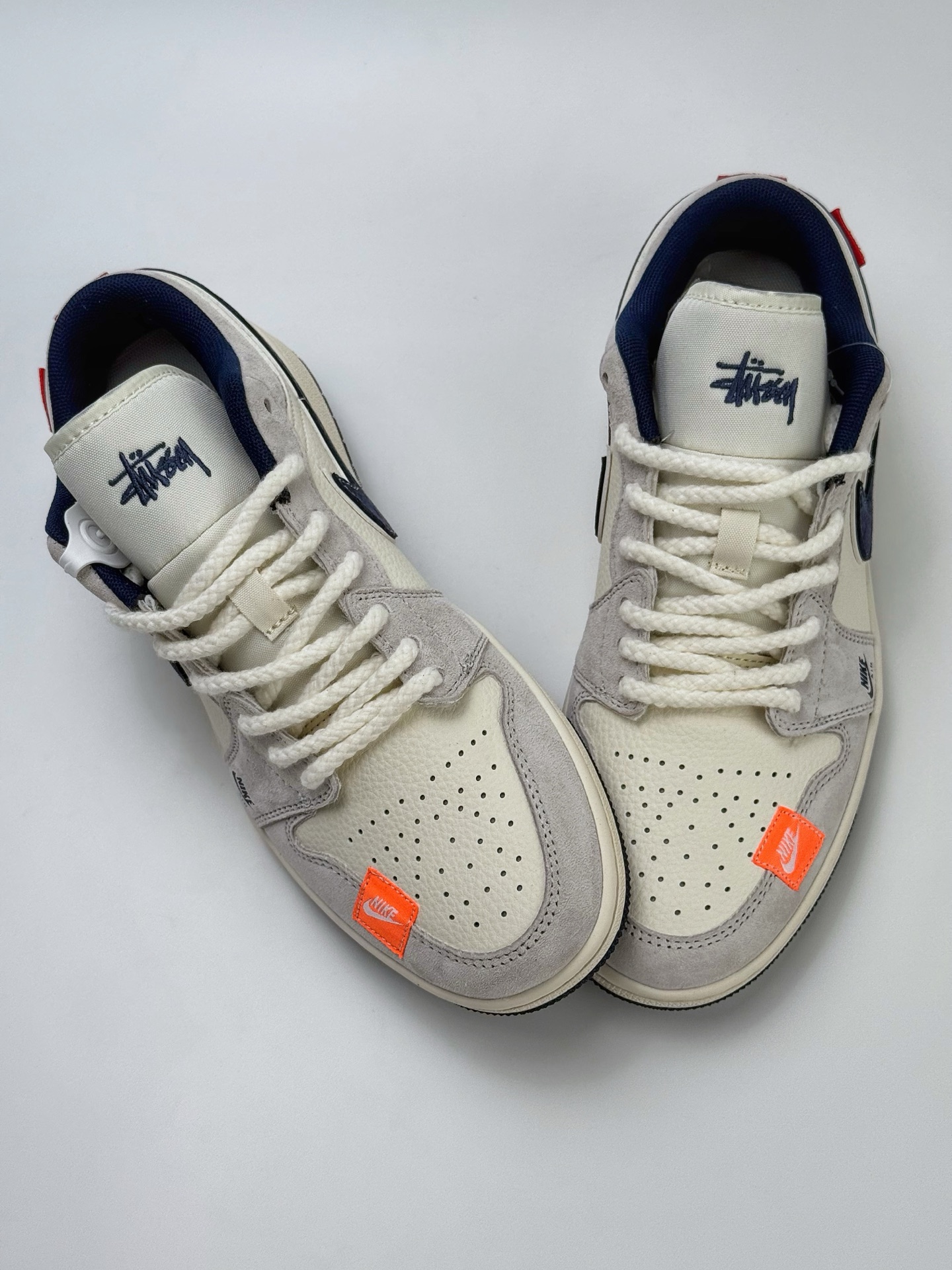 280 Air Jordan 1 Retro Low x Stussy 白蓝布贴麻绳 YX5066-303