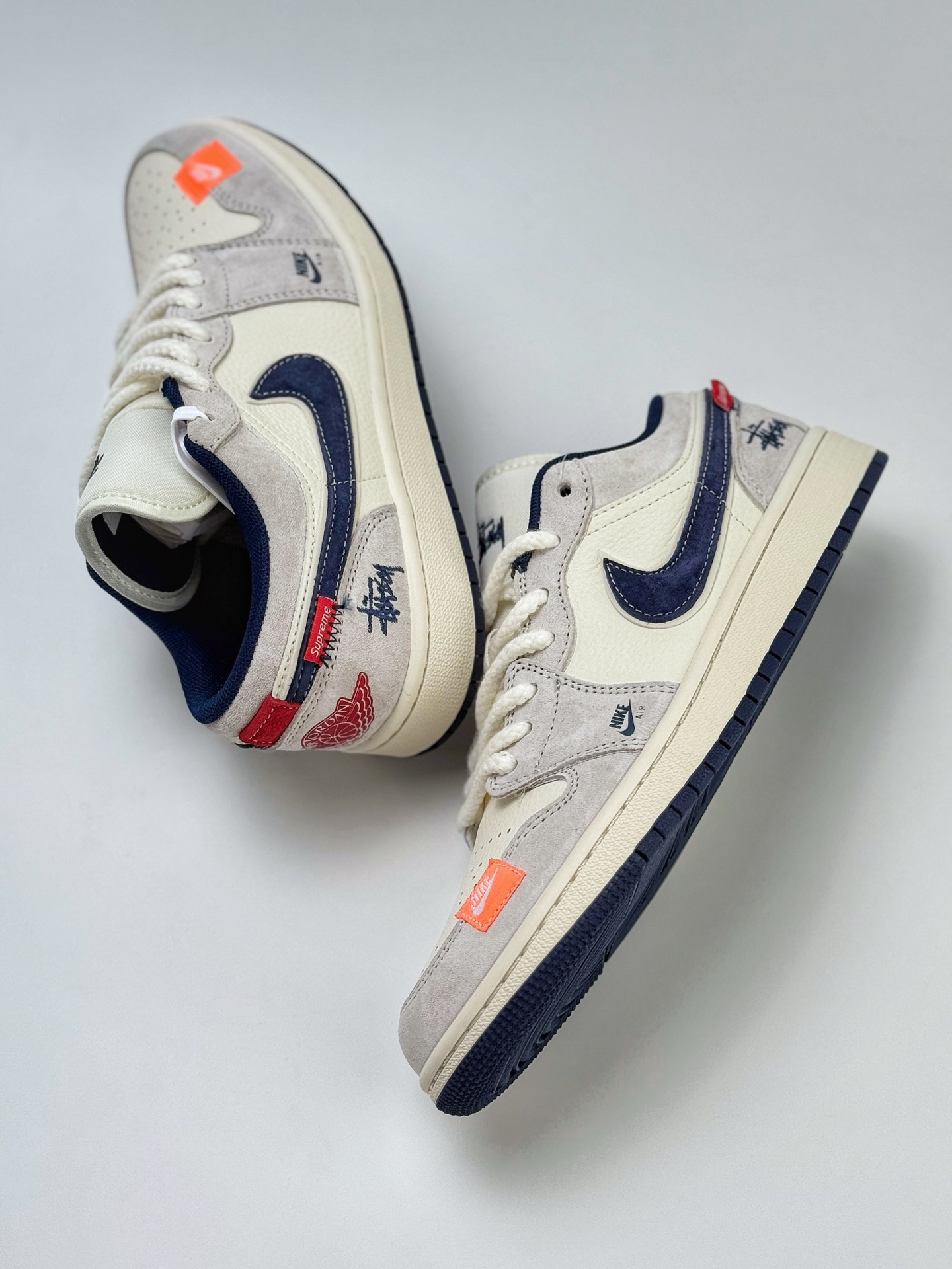 280 Air Jordan 1 Retro Low x Stussy 白蓝布贴麻绳 YX5066-303