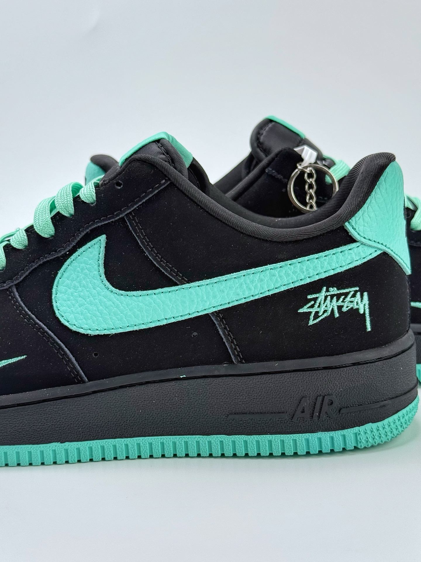 260 Nike Air Force 1 Low 07 x Stussy 黑蒂芙尼绿小钩 DF0188-045