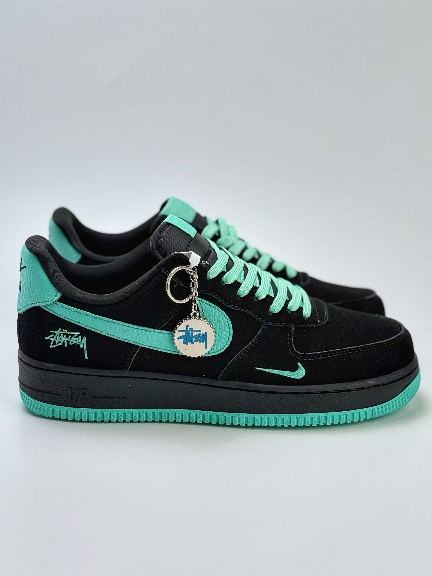 260 Nike Air Force 1 Low 07 x Stussy 黑蒂芙尼绿小钩 DF0188-045
