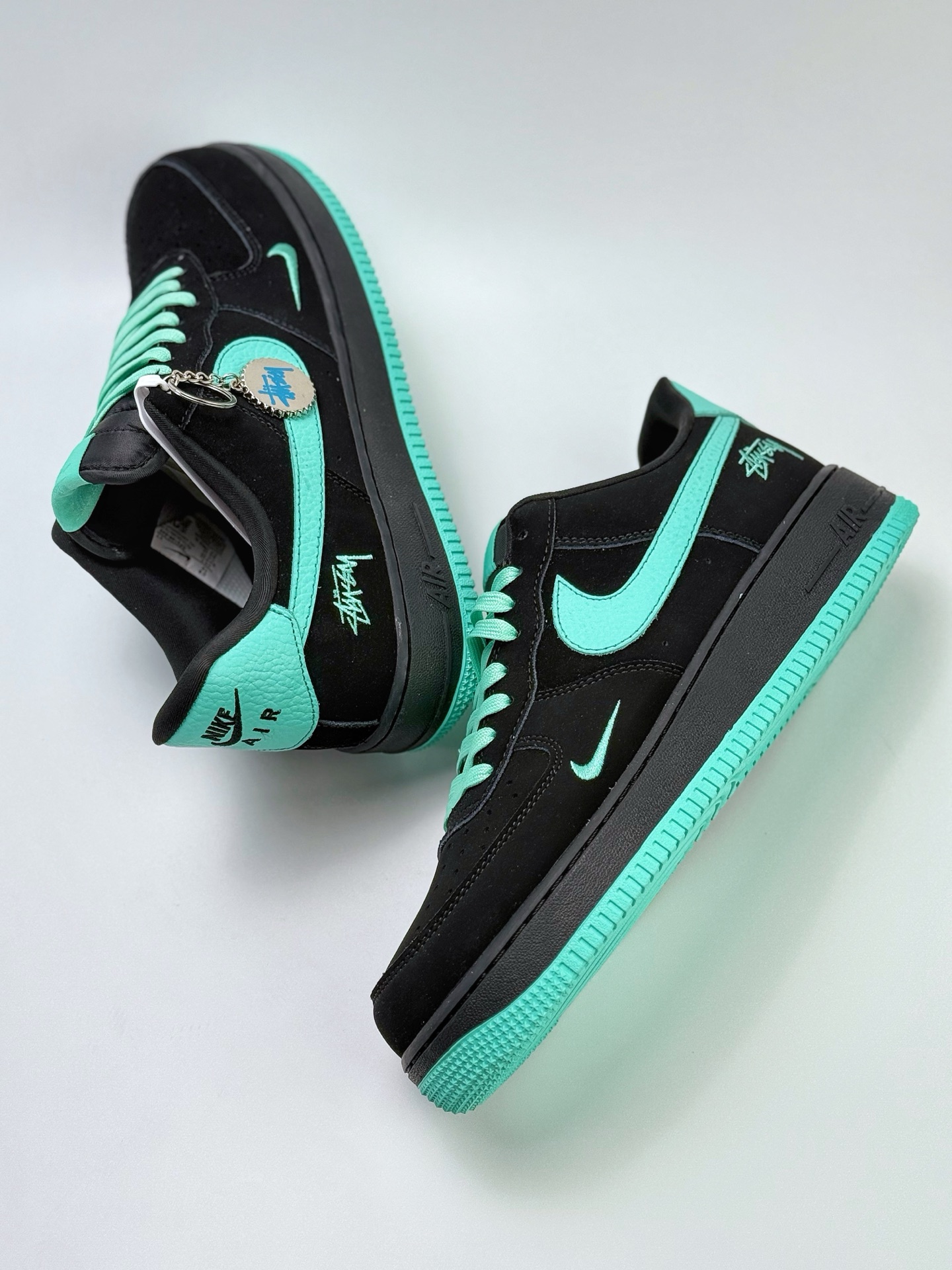 260 Nike Air Force 1 Low 07 x Stussy 黑蒂芙尼绿小钩 DF0188-045