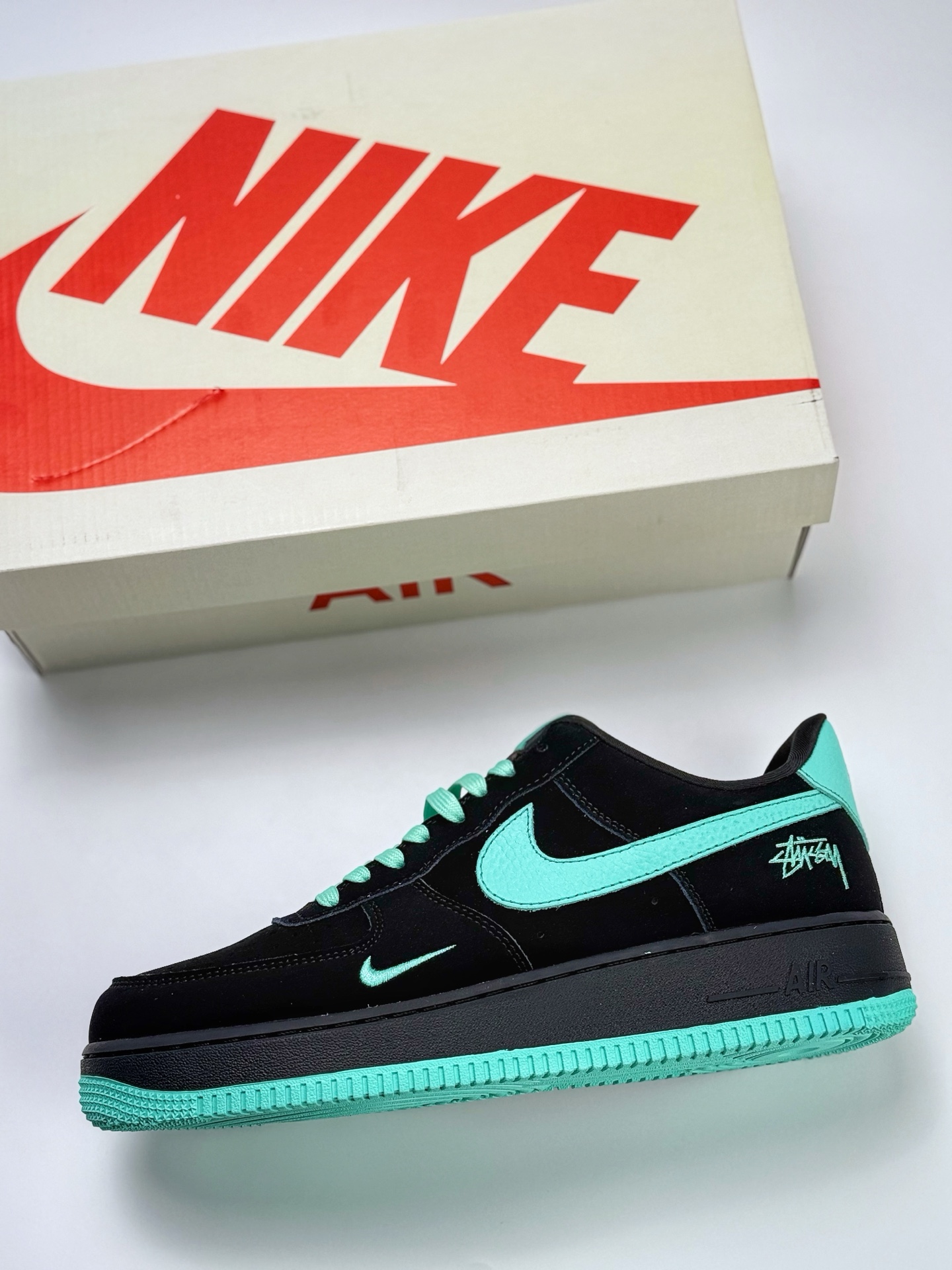 260 Nike Air Force 1 Low 07 x Stussy 黑蒂芙尼绿小钩 DF0188-045