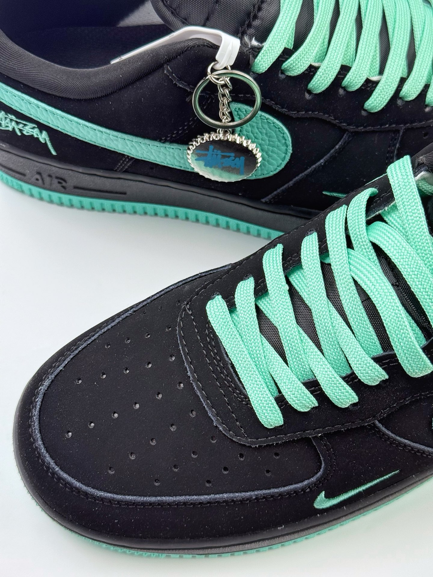 260 Nike Air Force 1 Low 07 x Stussy 黑蒂芙尼绿小钩 DF0188-045
