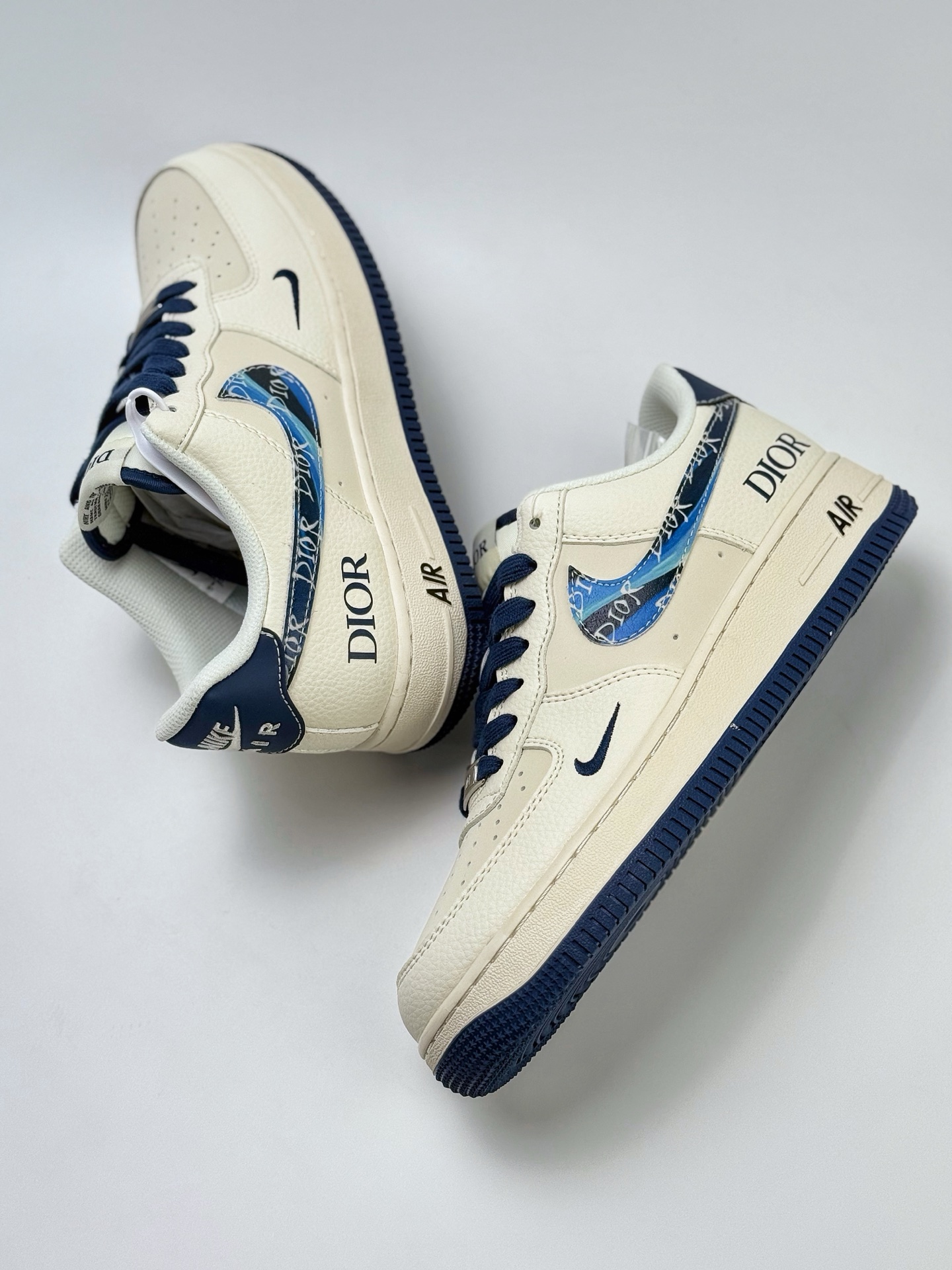 Nike Air Force 1 Low 07 x DIOR 白蓝小钩 XS1958-569