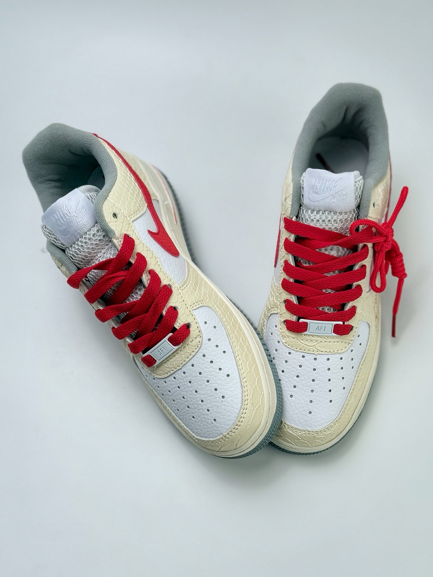 Nike Air Force 1 Low 07 红蛇贺岁 浅黄 DX2678-100