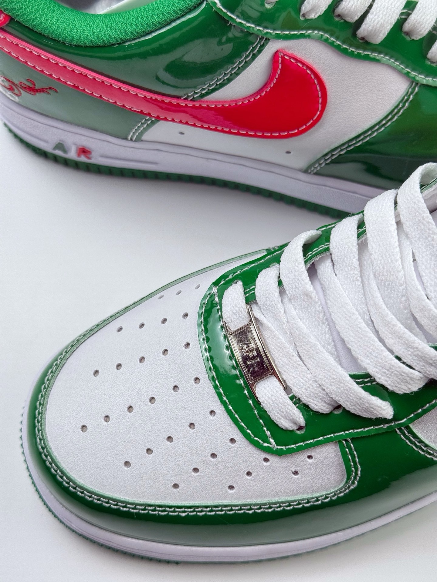 Nike Air Force 1 Low 07 白绿漆皮 306146-131