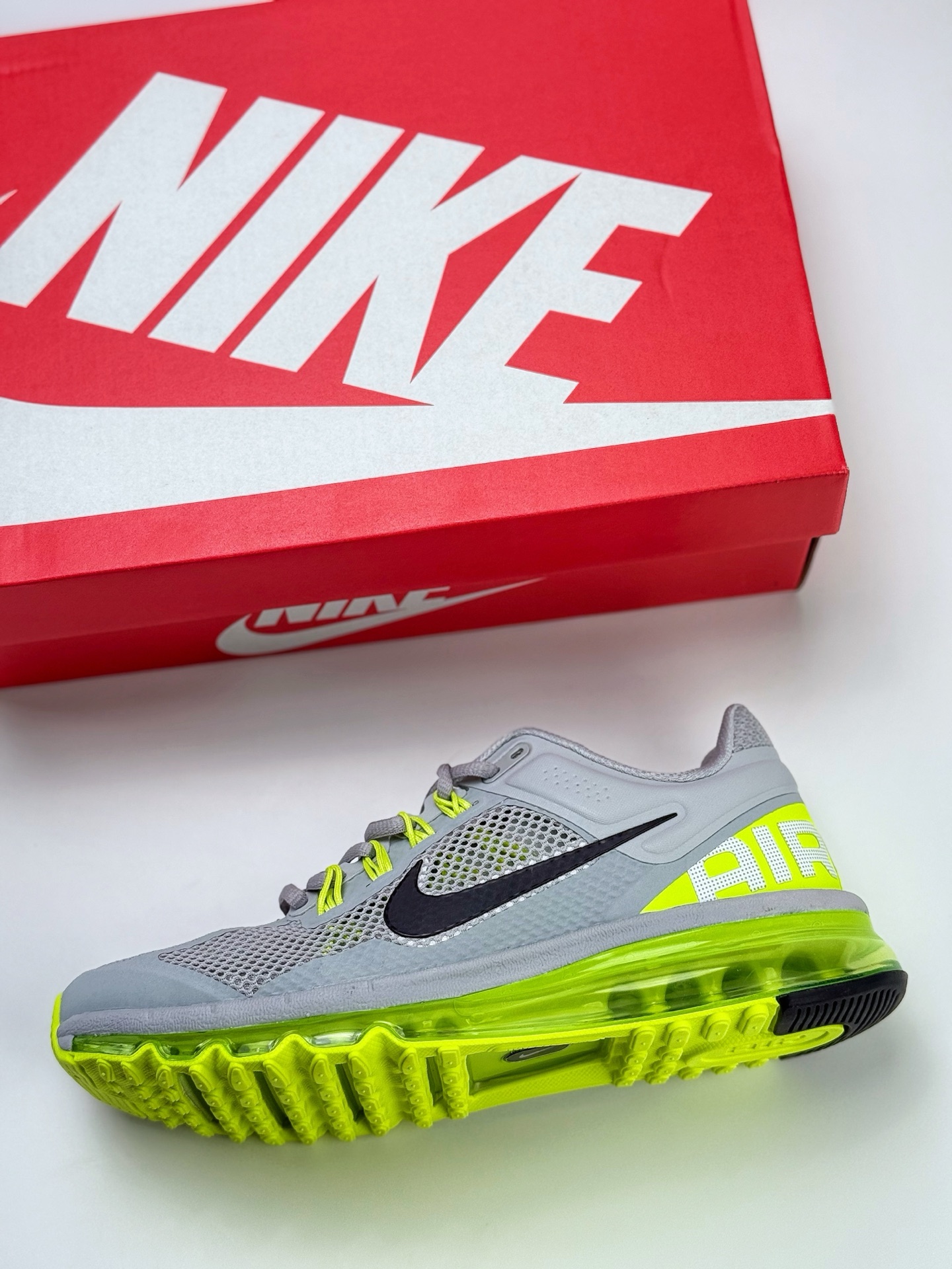 220 Nike Air Max 2013 舒适时尚耐磨透气 低帮跑步鞋 HF3660-003