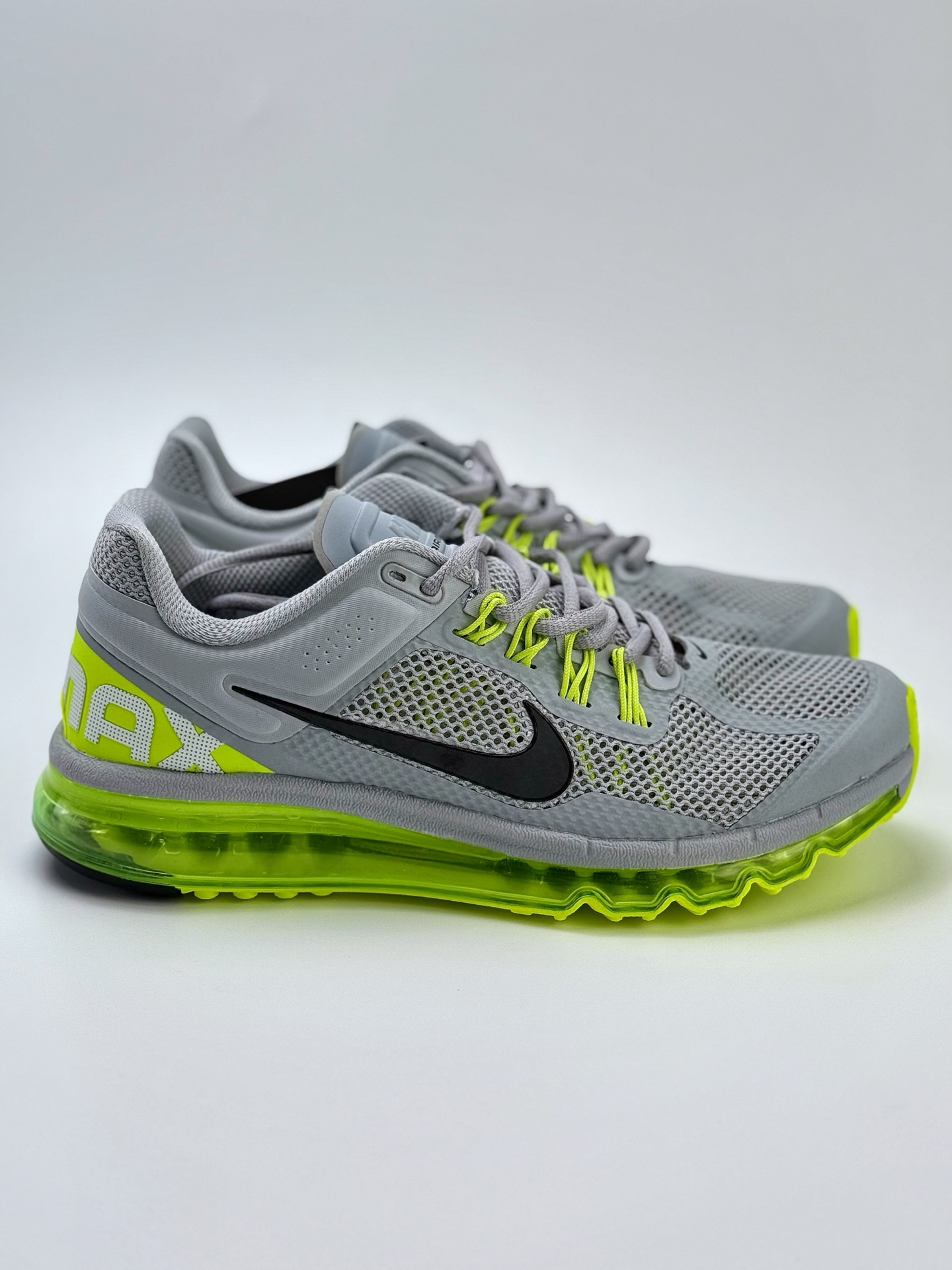 220 Nike Air Max 2013 舒适时尚耐磨透气 低帮跑步鞋 HF3660-003