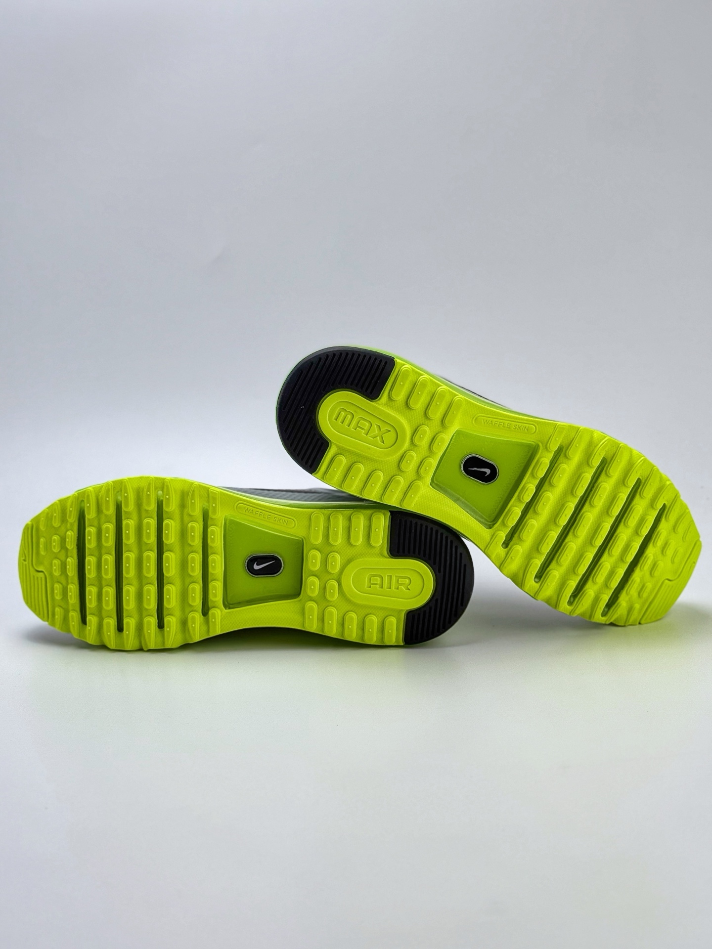 220 Nike Air Max 2013 舒适时尚耐磨透气 低帮跑步鞋 HF3660-003