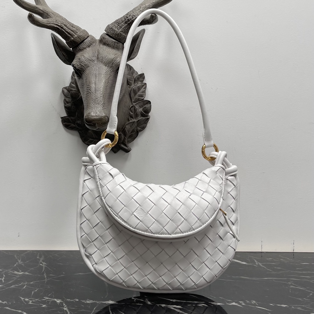 Bottega Veneta 不接受退换 仅限图片款图片色 Bottega Veneta :当下最 的Gemelli