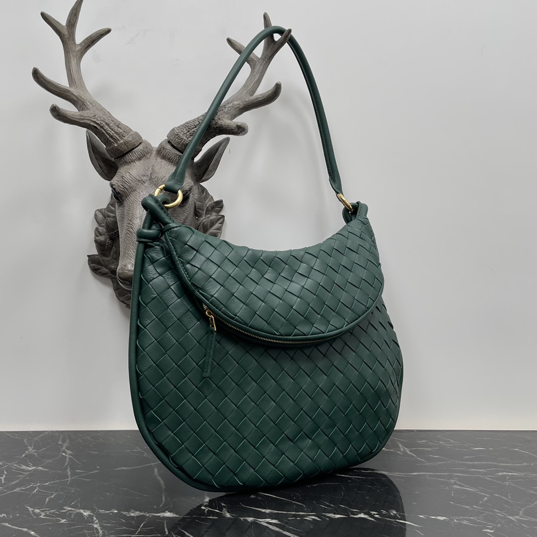 Bottega Veneta 不接受退换 仅限图片款图片色 Bottega Veneta Gemelli手袋 冬季秀场