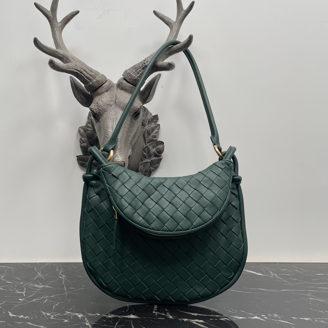 Bottega Veneta 不接受退换 仅限图片款图片色 Bottega Veneta :当下最 的Gemelli