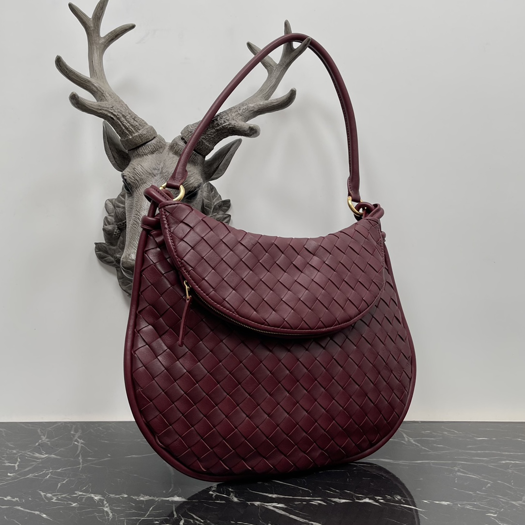 Bottega Veneta 不接受退换 仅限图片款图片色 Bottega Veneta Gemelli手袋 冬季秀场