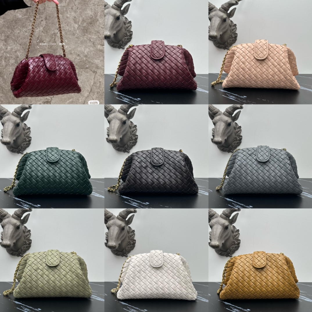 Bottega Veneta Bv Lauren 1980 Teen Clutch With Chain