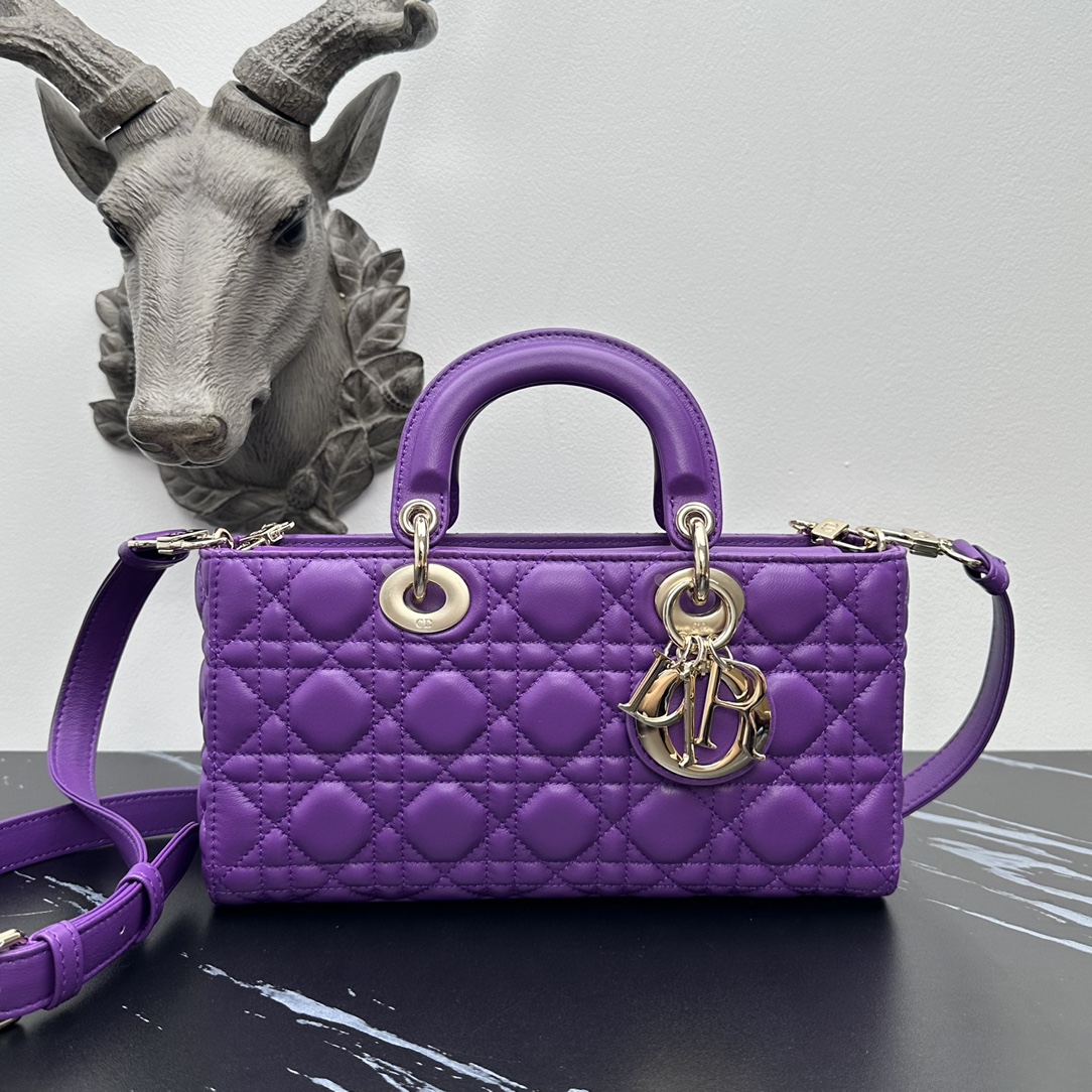 Dior Product _d8hqflox1T03MFWUtKD8bxxUWZTORNY-pHp49Lw