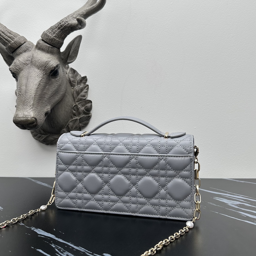 Dior lady handle chain/clutch bag