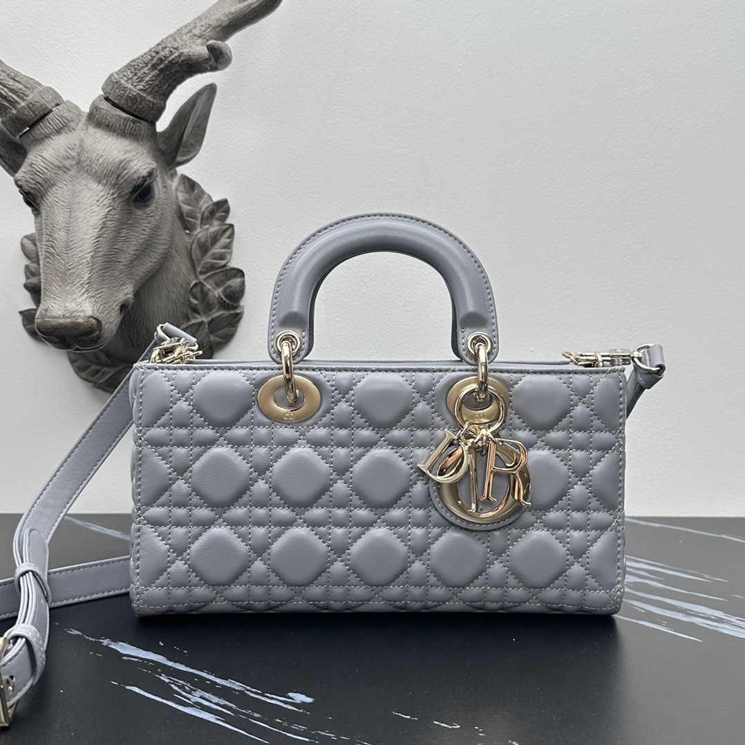 Dior Product _dgtqfHcfguqCLeOX6UeDKVvUG89xpTy4JmRA66w