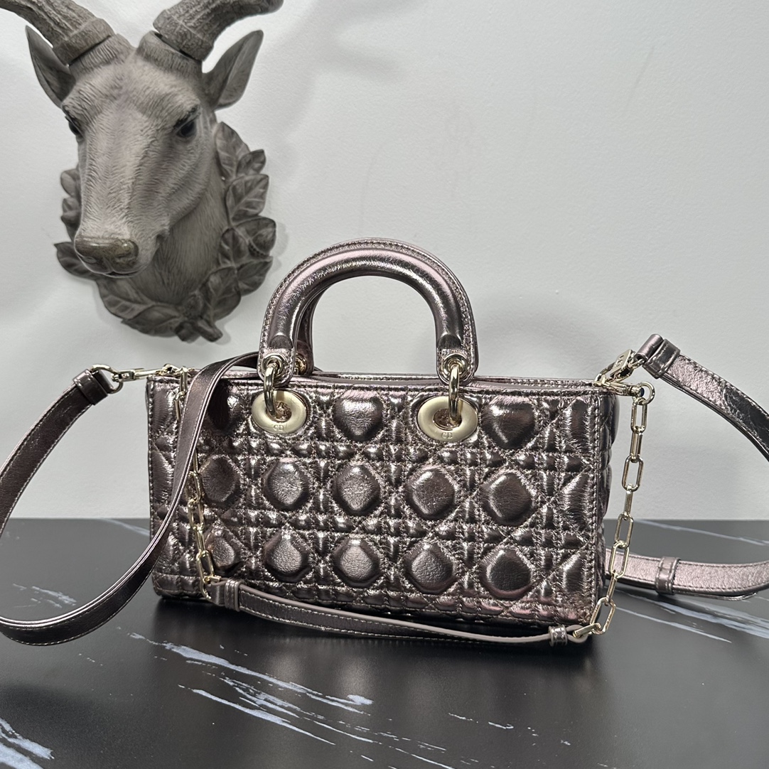 Italian lambskin Dior d-joy bag series