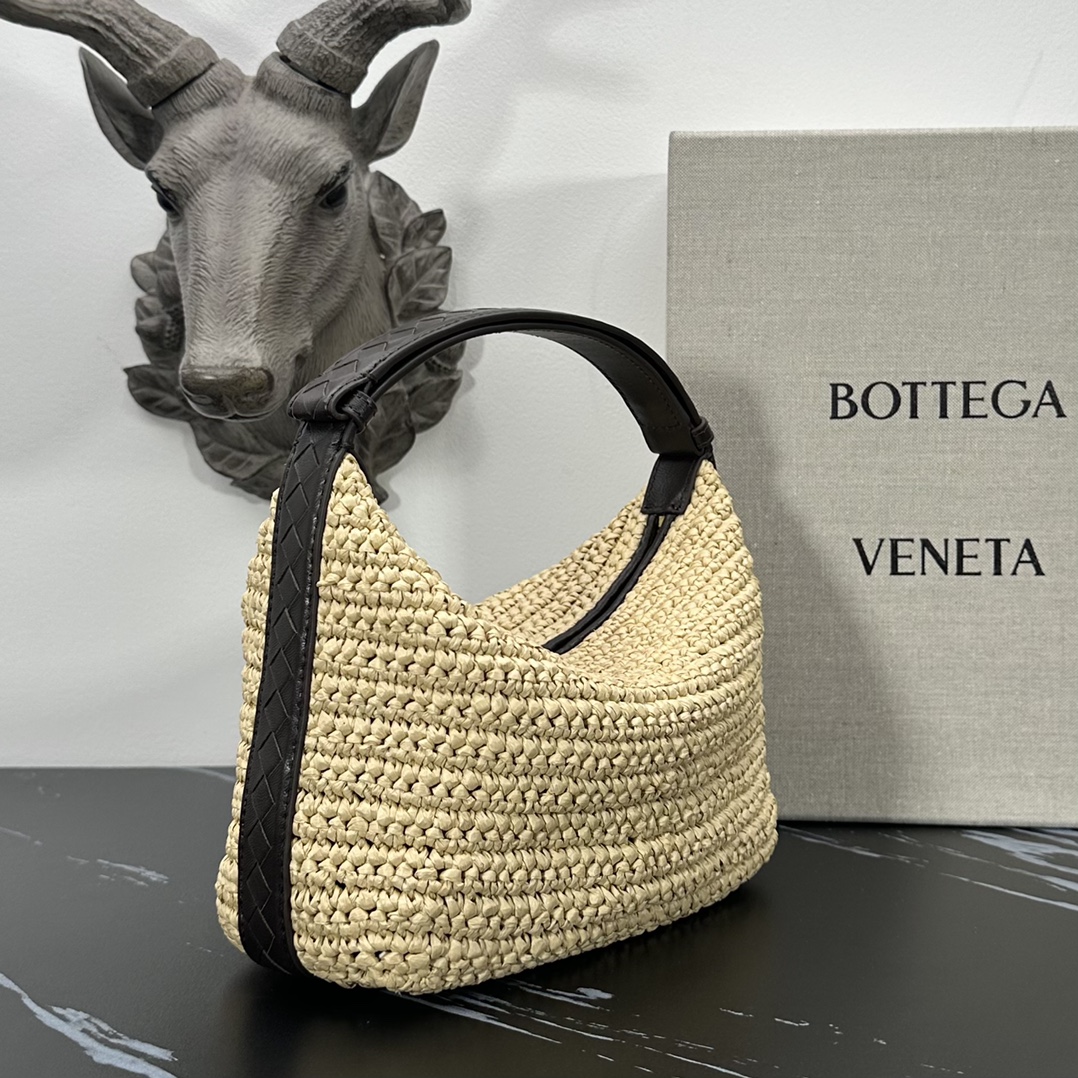 Bottega Veneta BV Walkace 草编饭盒包