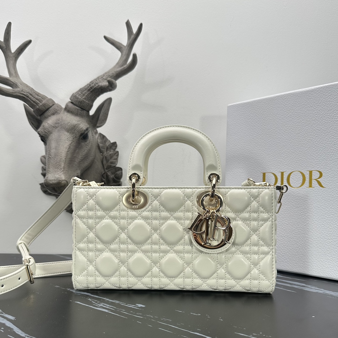 Dior Product _dq9qfczWtID4TEKfw17ya3q0NINZp5V-3WxIaHA