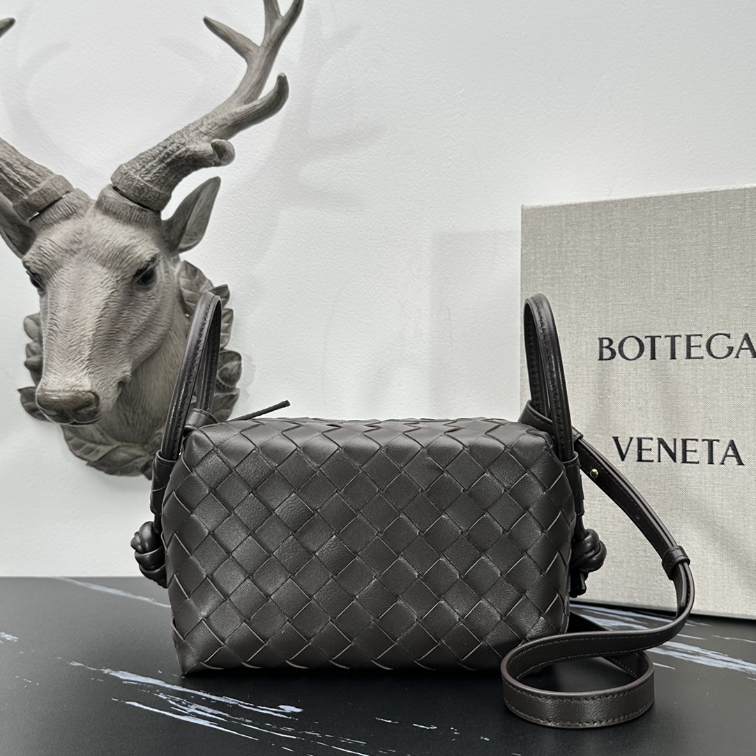Bottega Veneta 双十一 价
