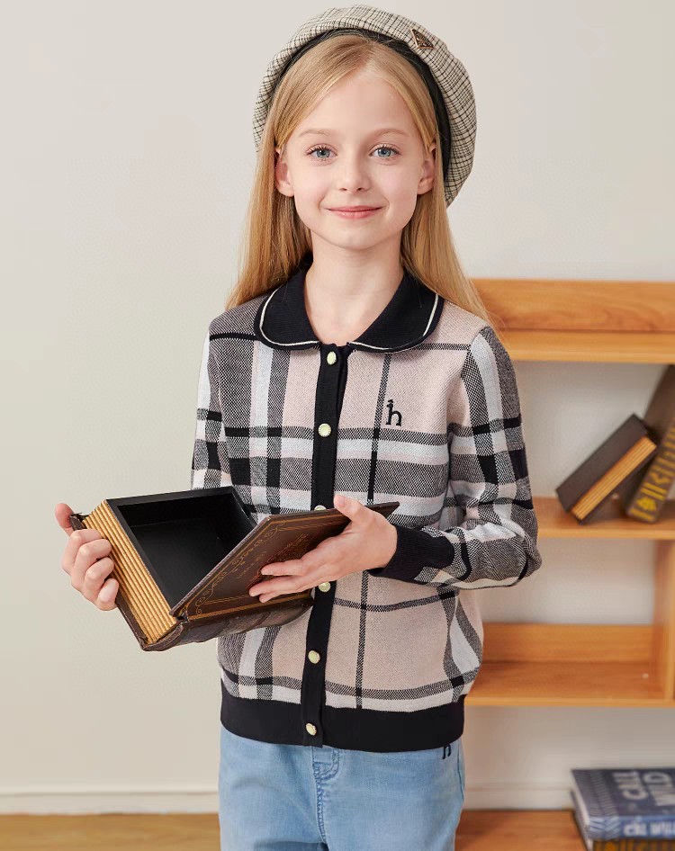 Zenium Clothing: Stylish Kids’ Outfits in Silk and Knitwear with a Variety of Colors - 图片 9