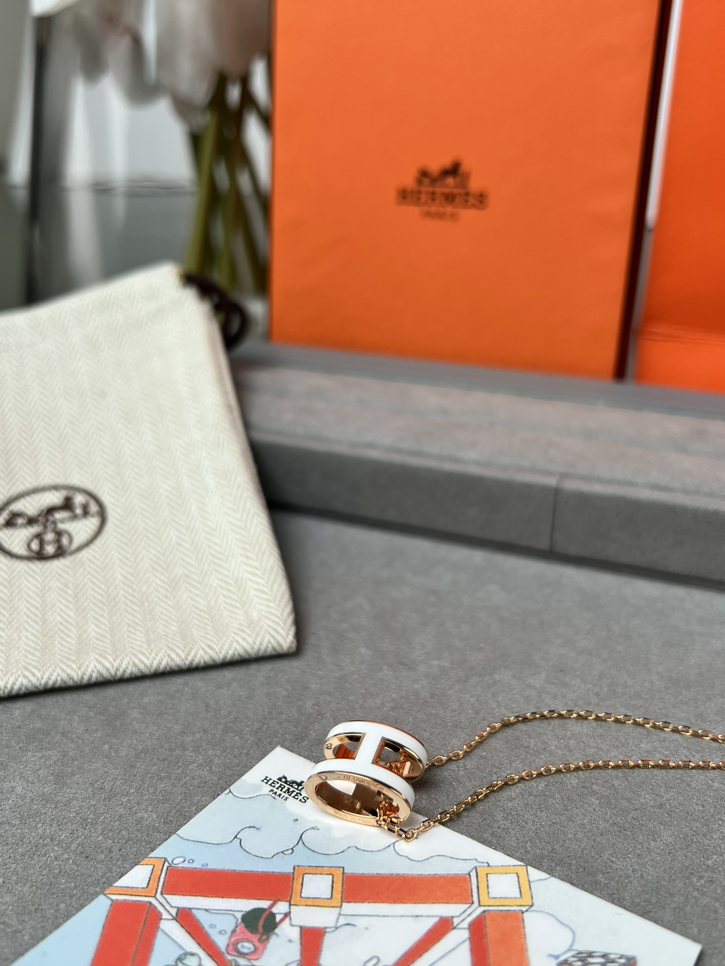 Classic "H" Enamel Pendant Necklace - Comprehensive 7