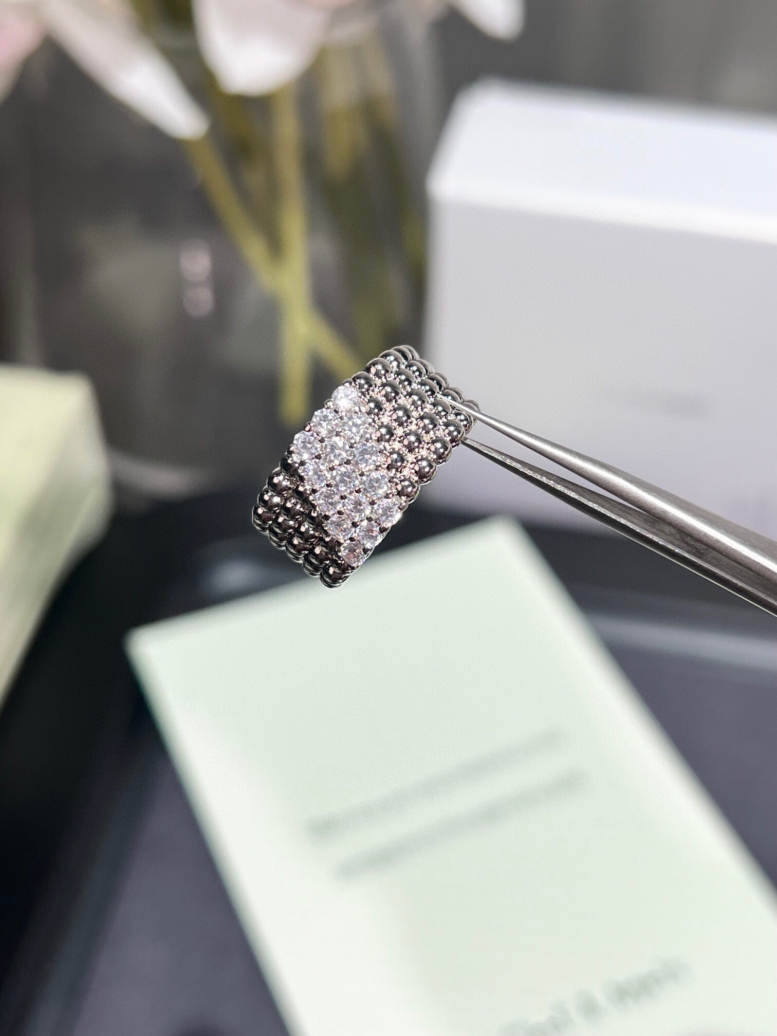 “Querlee Series Rings: Wholesale Price 460, Five Rows of Gold Bells and Diamonds” - 图片 8