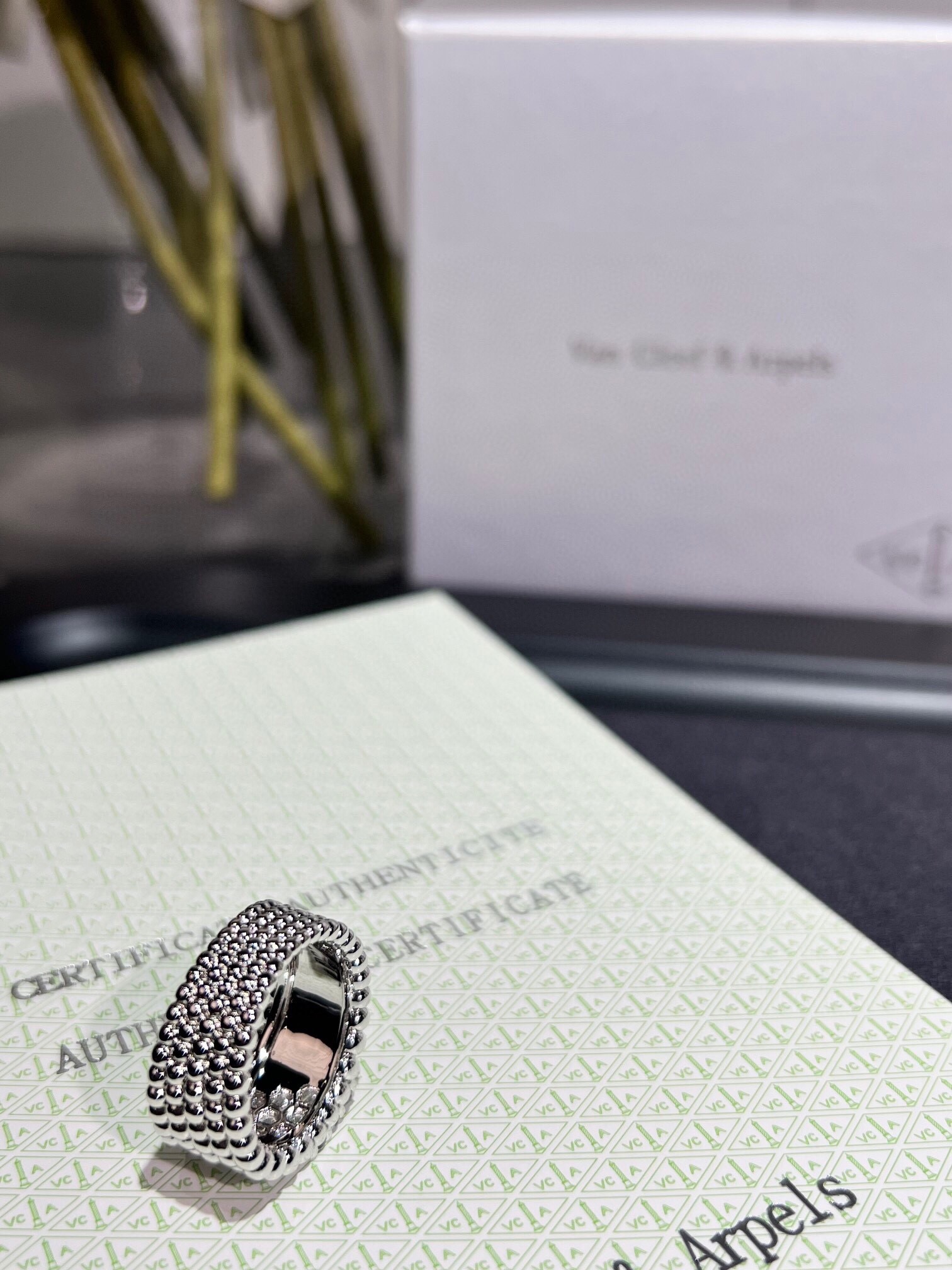 “Querlee Series Rings: Wholesale Price 460, Five Rows of Gold Bells and Diamonds” - 图片 5