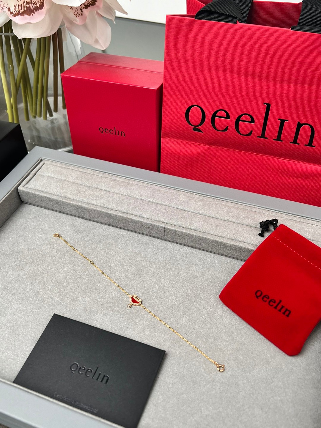 “Qeelin Quillin Safe Lock – Handcuff Jewelry Yu Yi Series: Symbolic Peace and Protection Inspired by Chinese Tradition” - 图片 2