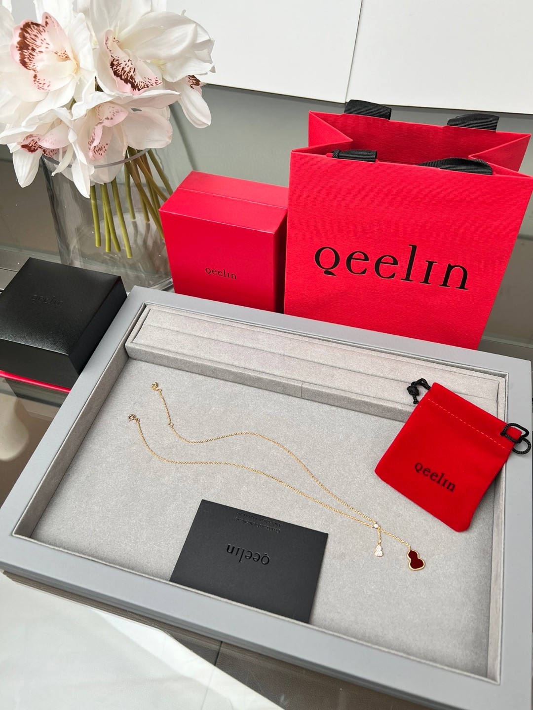 Колье камни бриллиант