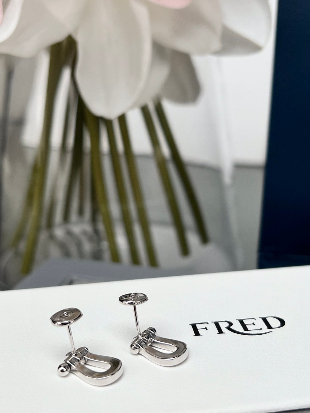 Stylish £280 Fred Maverick Earrings with 40 Round Drills for Fashionable Women. - 图片 4