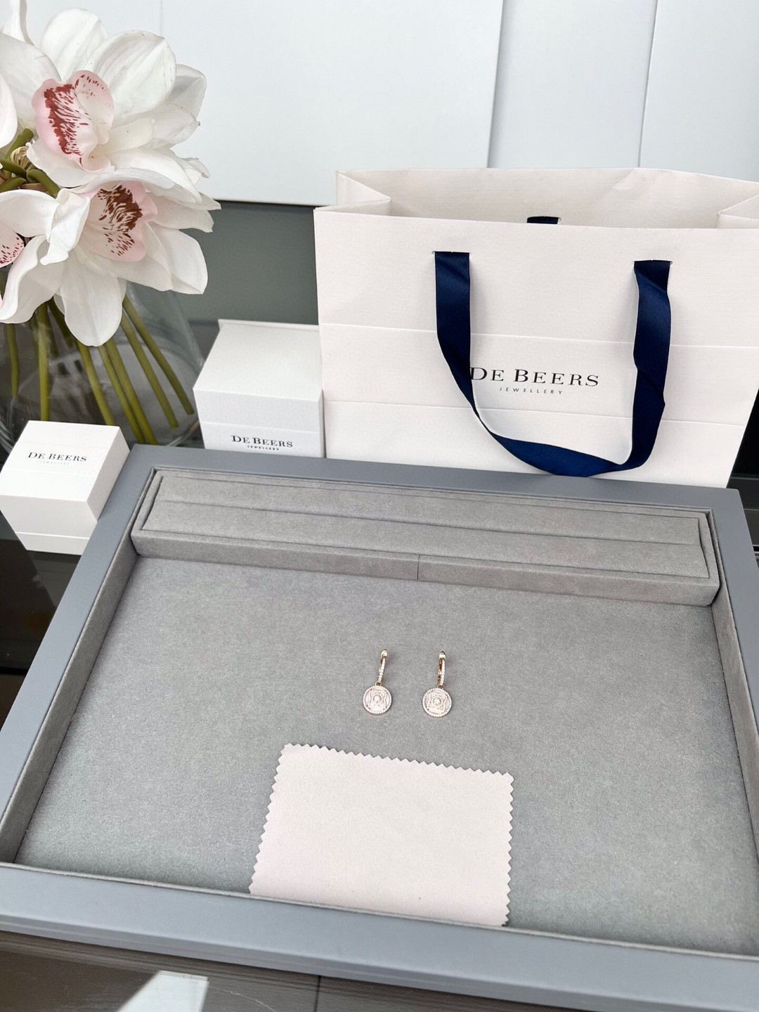 Серьги камни бриллиант