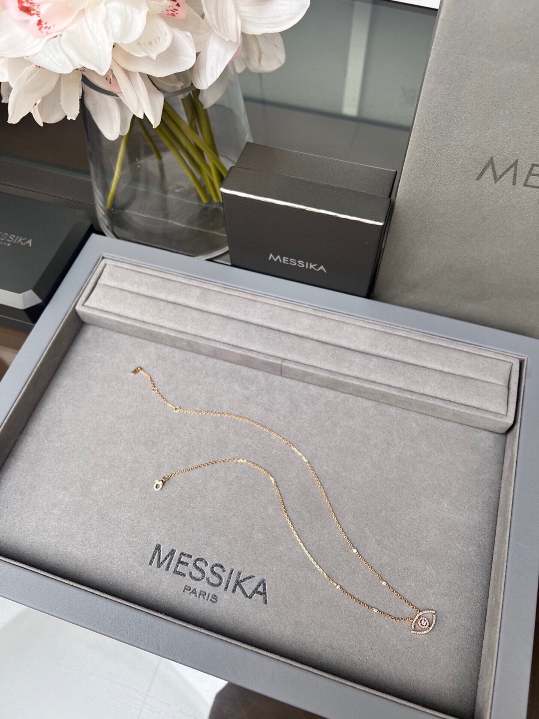 Колье камни бриллиант