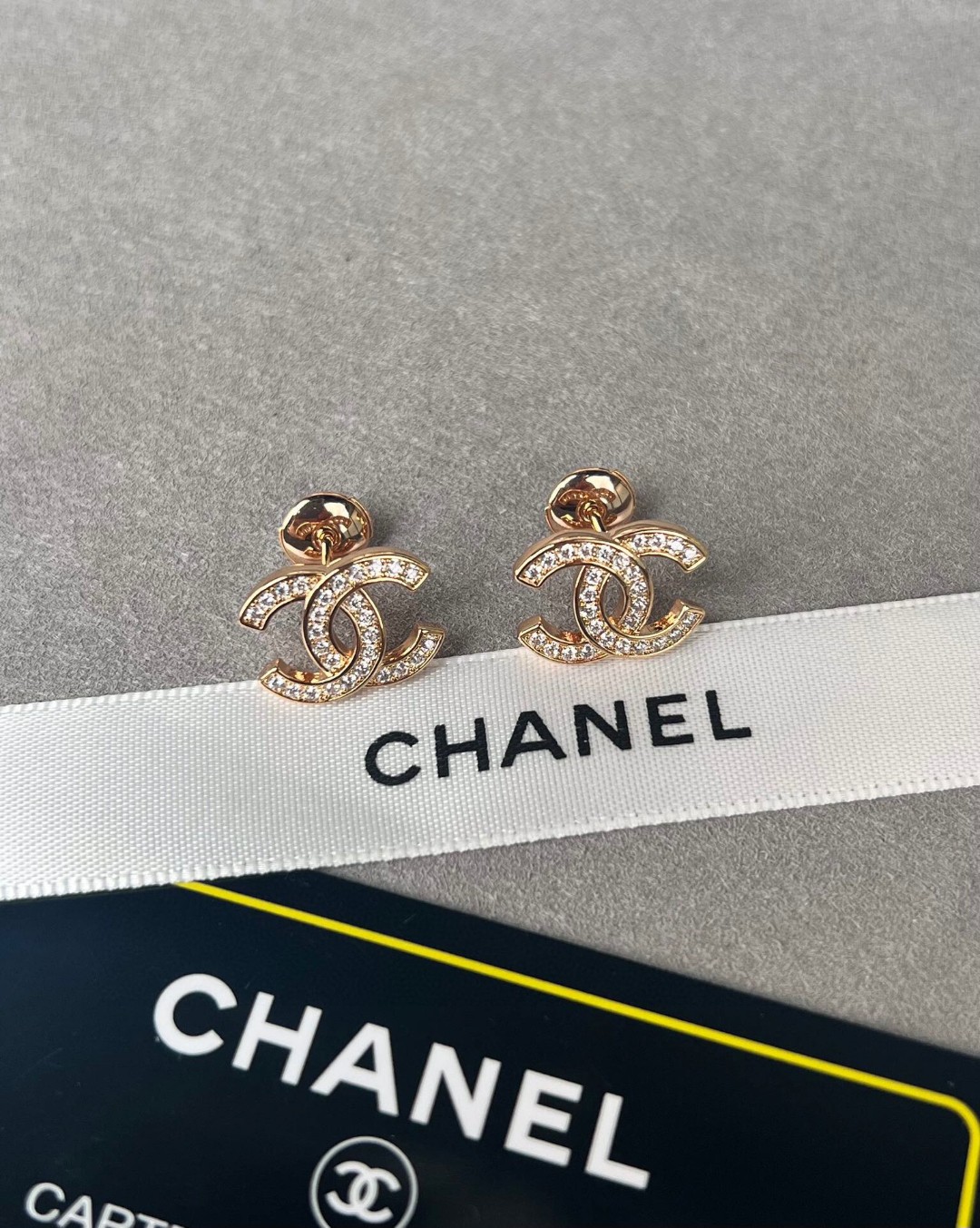 Chanel 香奈儿 双C耳钉-配送飞碟耳塞V金版