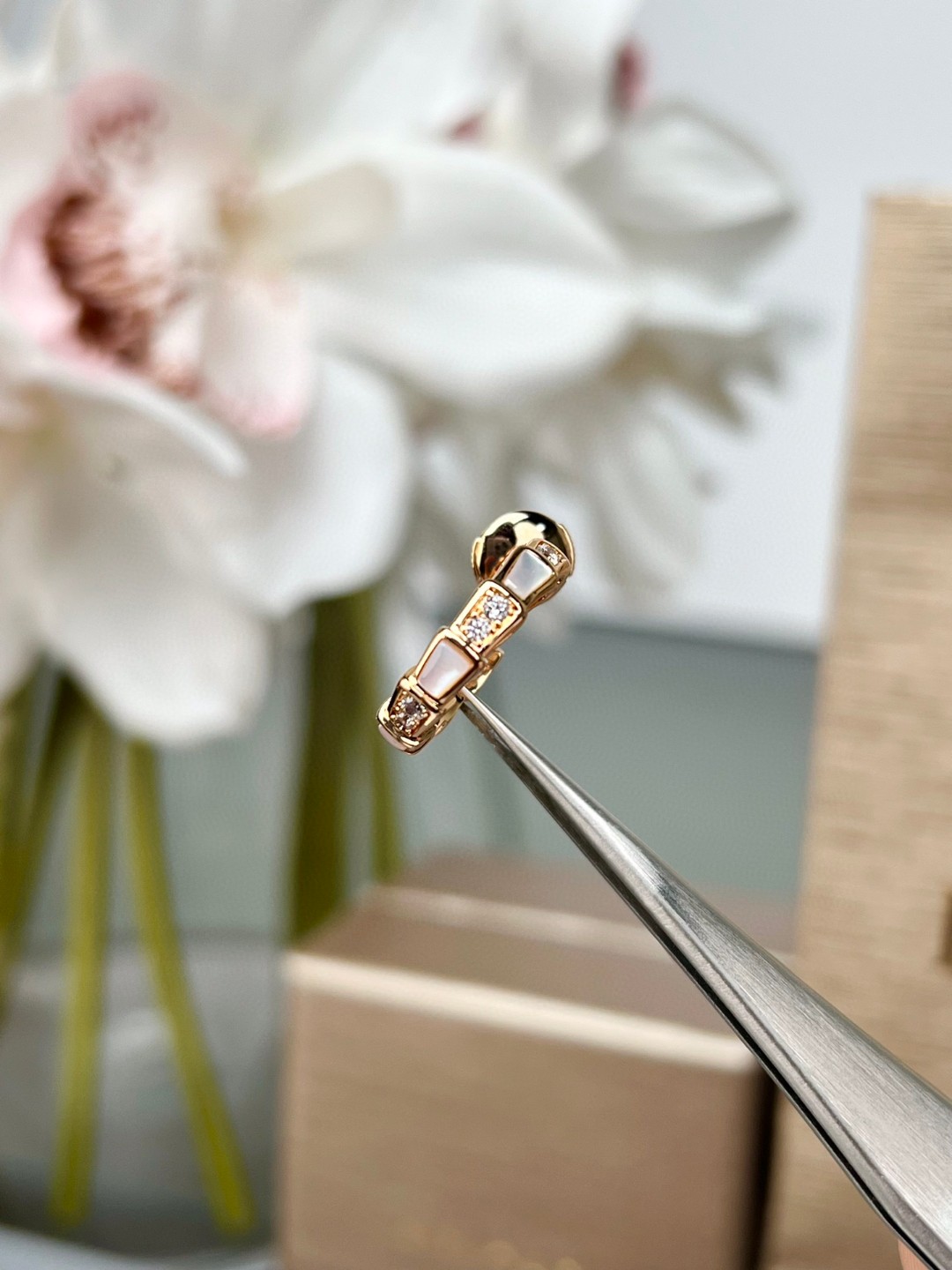 Heartful Serzenti Snake Earring: Fascinating Jewelry Series in Best Size. - 图片 5