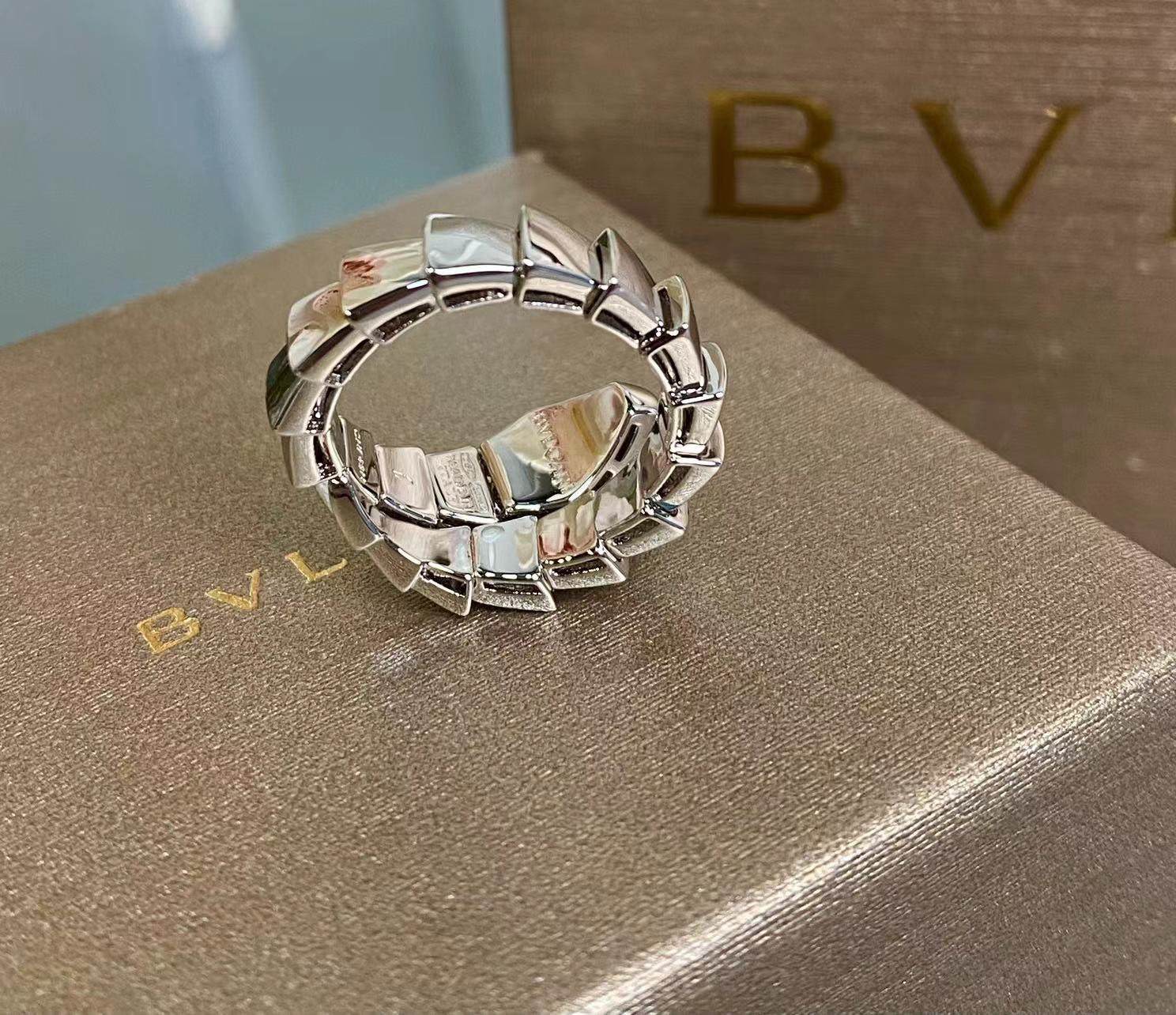Serzenti Wide Jewelry Collection: Beauty and Harmony in Life-inspired Art - 图片 3