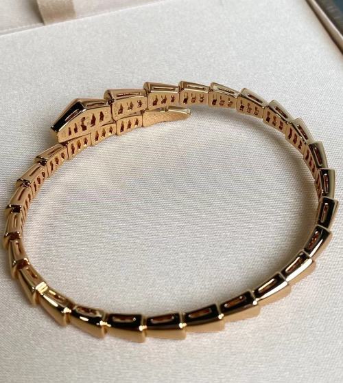 Bvlgari Serpenti Seduttori Rose Gold Bracelet with Ruby Detail