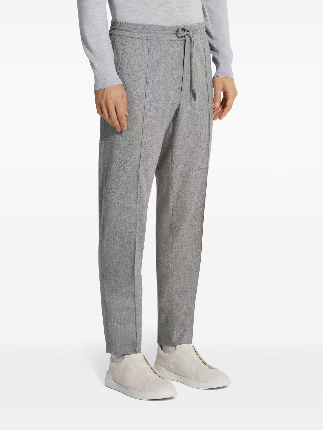 NO:159210,The counter official website will be released simultaneously! All accessories are customized for original products, and the trading company's genuine product orders. High-end custom imported fabrics are extracted from natural plant fibers. They are thinner than ordinary cotton fabrics. They feel soft and comfortable to wear. They are not easy to irritate the skin. The fabric is hygroscopic and breathable. Size: s-2xl,,alexander wang19860909专柜官网同步发售！辅料全部原版定制出品,贸易公司真品订单.高级定制进口面料,以天然植物纖維提炼出来,比一般棉织物轻薄 手感柔软,穿着舒适 完全不易有刺激皮肤 面料吸湿性、透气性良好 尺码: s-2xl,,alexander wang,Men's clothing