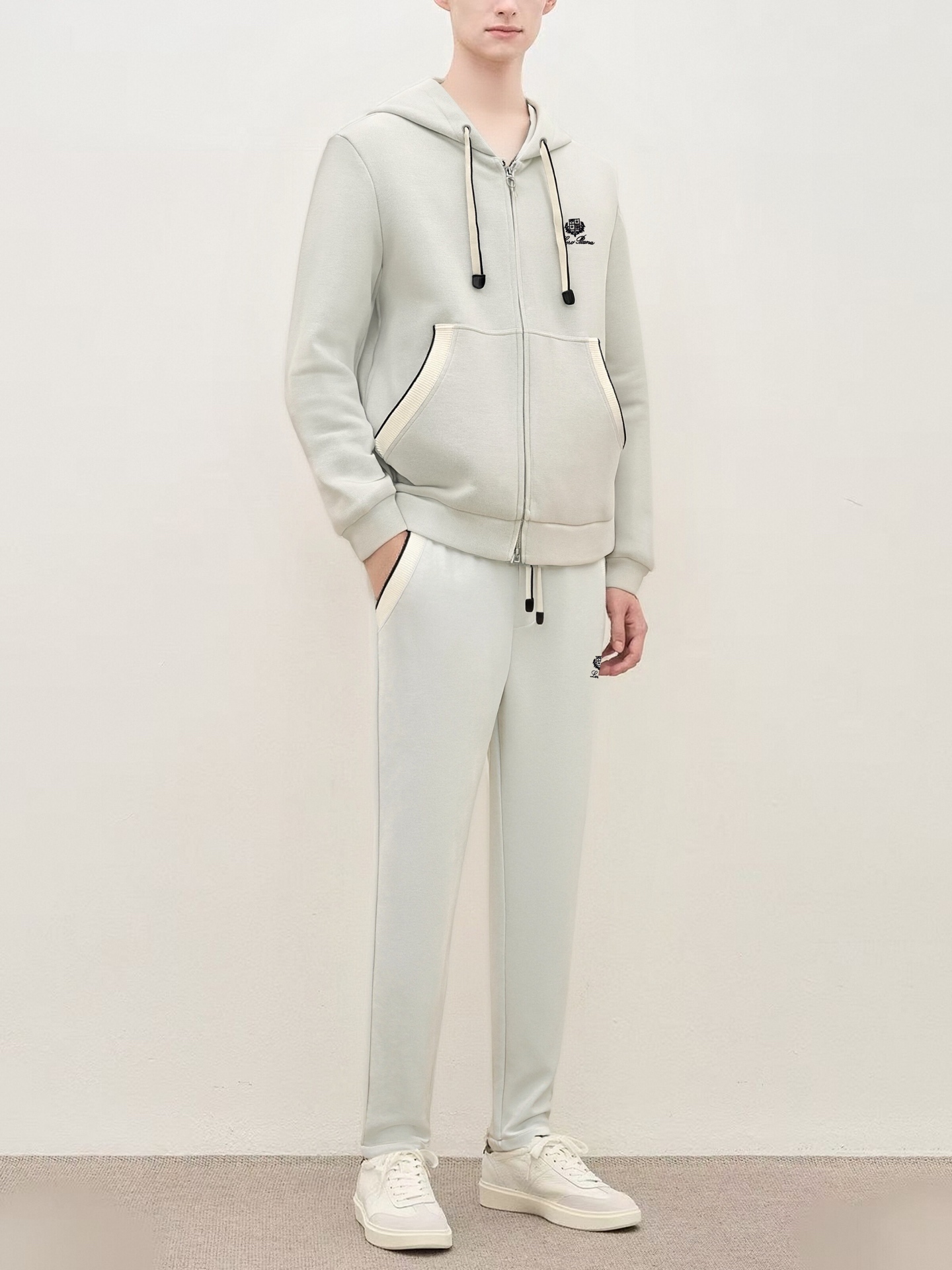 NO:569413,New product suits, tops and trousers for sale, top quality> (suits) are on sale simultaneously on the official website of the counter! The accessories are all original and custom-made, genuine orders from trading companies. Advanced custom-made imported fabrics, extracted from natural plant fibers, are lighter and thinner than ordinary cotton fabrics, soft to the touch and comfortable to wear. It is not easy to irritate the skin at all. The fabric has good hygroscopicity and breathability. Size: 48-56, alexander wang19860909新品套装上衣裤拆卖 顶级品质>(套装)专柜官网同步发售！辅料全部原版定制出品,贸易公司真品订单.高级定制进口面料,以天然植物纖維提炼出来,比一般棉织物轻薄 手感柔软,穿着舒适 完全不易有刺激皮肤 面料吸湿性、透气性良好 尺码: 48-56,,alexander wang,Men's clothing