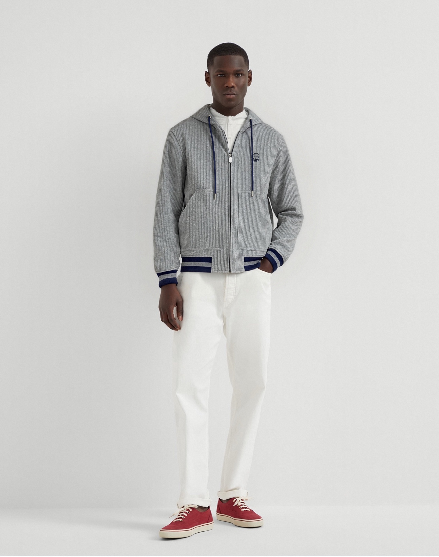 NO:596802,Brunello Cucinelli, top quality>On sale simultaneously on the official website of the counter! All accessories are original custom-made products, genuine orders from trading companies. Advanced custom-made imported fabrics, extracted from natural plant fibers, are lighter and thinner than ordinary cotton fabrics, soft to the touch and comfortable to wear. It is not easy to irritate the skin at all. The fabric has good hygroscopicity and breathability. Size: 48-56, brunello cucinelli, alexander wang19860909Brunello Cucinelli、顶级品质>专柜官网同步发售！辅料全部原版定制出品,贸易公司真品订单.高级定制进口面料,以天然植物纖維提炼出来,比一般棉织物轻薄 手感柔软,穿着舒适 完全不易有刺激皮肤 面料吸湿性、透气性良好 尺码: 48-56,,brunello cucinelli,alexander wang,Men's clothing