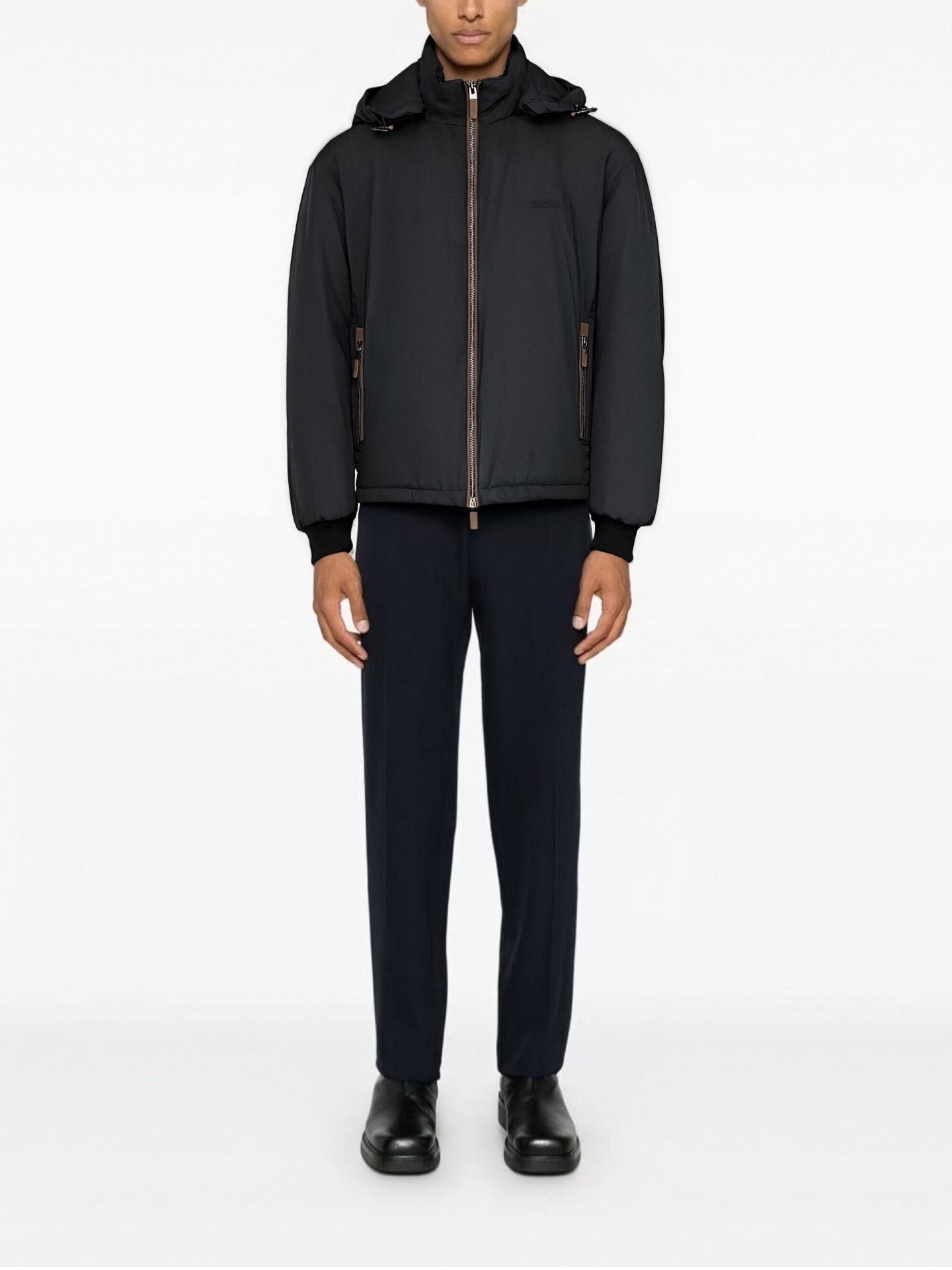 顶级品质>（羽绒系列)专柜官网同步发售！辅料全部原版定制出品，贸易公司真品订单。高级定制进口面料，以天然