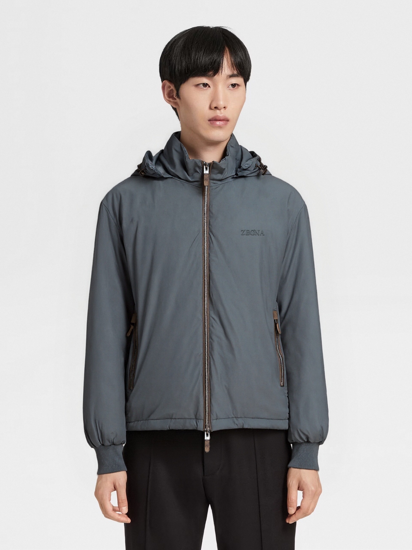 顶级品质>（羽绒系列)专柜官网同步发售！辅料全部原版定制出品，贸易公司真品订单。高级定制进口面料，以天然