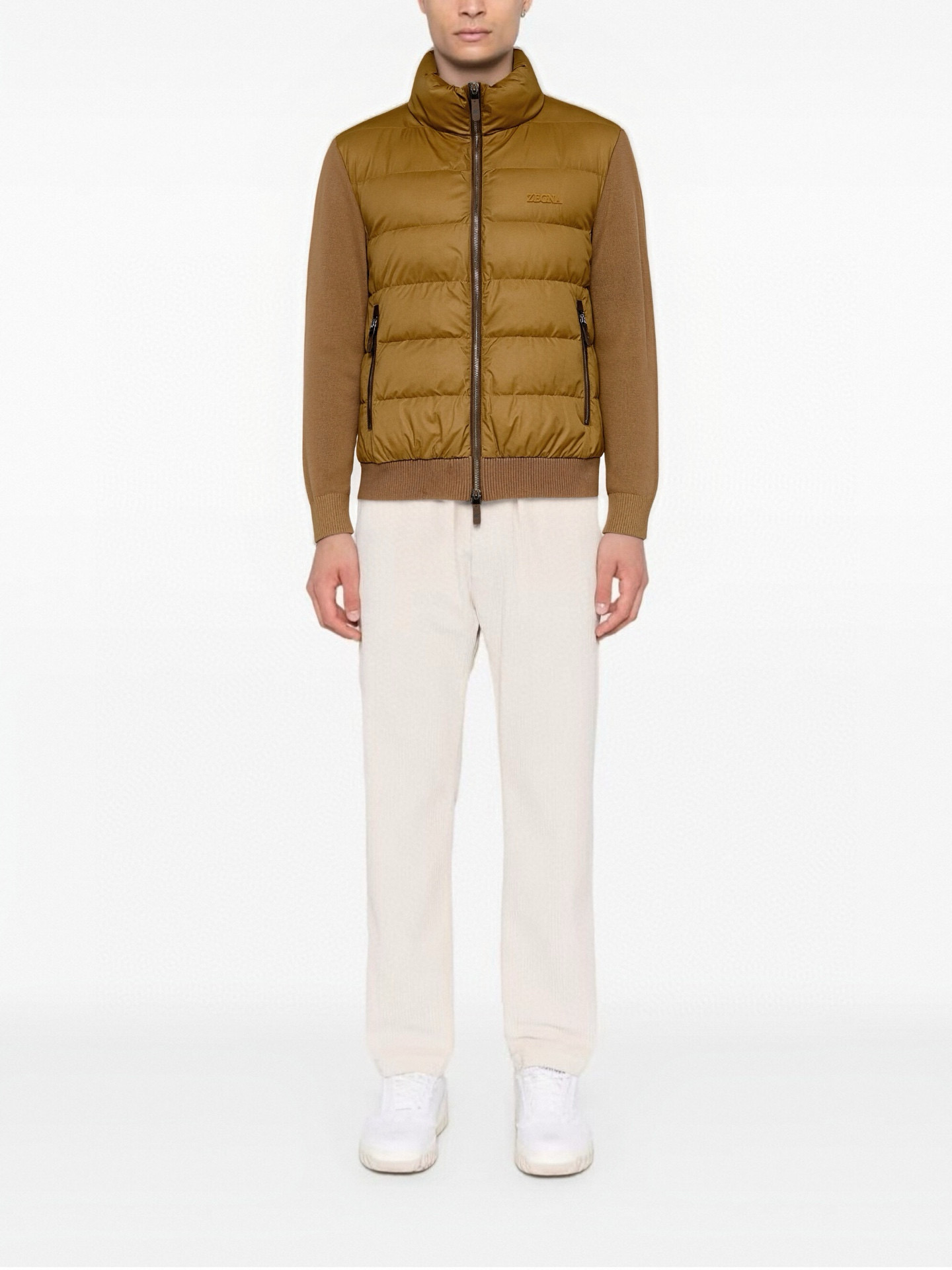 顶级品质>(羽绒系列)专柜官网同步发售！辅料全部原版定制出品，贸易公司真品订单。高级定制进口面料，以天然