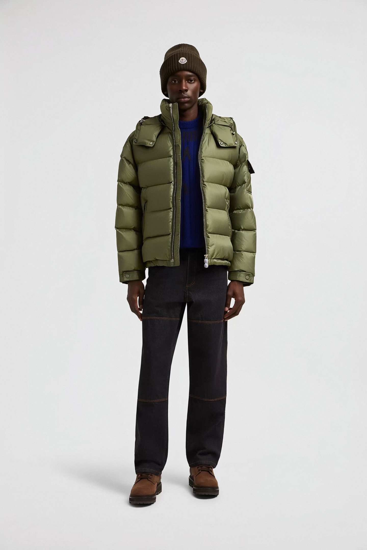 NO:646514,Top quality> (Down series) is on sale simultaneously on the official website of the counter! The accessories are all original and custom-made, genuine orders from trading companies. Advanced custom-made imported fabrics, extracted from natural plant fibers, are lighter and thinner than ordinary cotton fabrics, soft to the touch and comfortable to wear. It is not easy to irritate the skin at all. The fabric has good hygroscopicity and breathability. Size: 48-56,,down jacket,alexander wang19860909顶级品质>（羽绒系列）专柜官网同步发售！辅料全部原版定制出品,贸易公司真品订单.高级定制进口面料,以天然植物纖維提炼出来,比一般棉织物轻薄 手感柔软,穿着舒适 完全不易有刺激皮肤 面料吸湿性、透气性良好 尺码: 48-56,,down jacket,alexander wang,Men's clothing