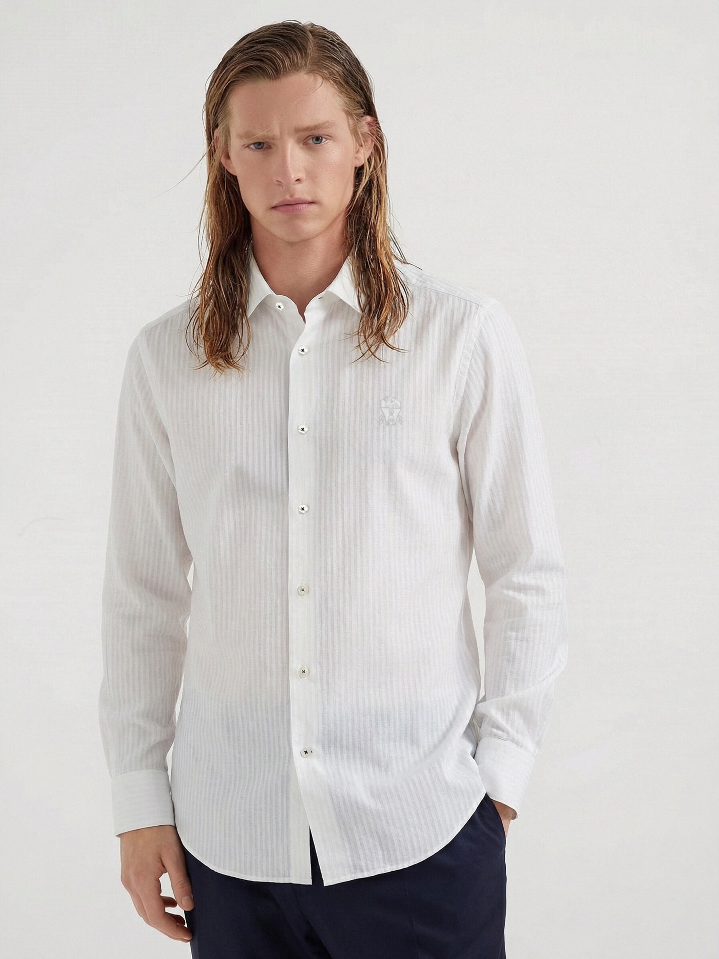 顶级品质>26新款(精品衬衫)专柜官网同步发售！辅料全部原版定制出品，贸易公司真品订单。高级定制进口面料