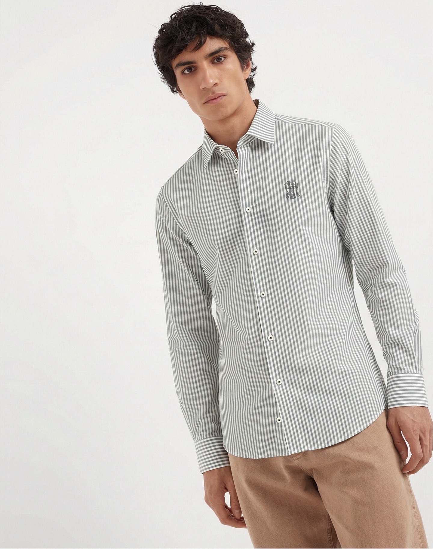 顶级品质>26新款(精品衬衫)专柜官网同步发售！辅料全部原版定制出品，贸易公司真品订单。高级定制进口面料